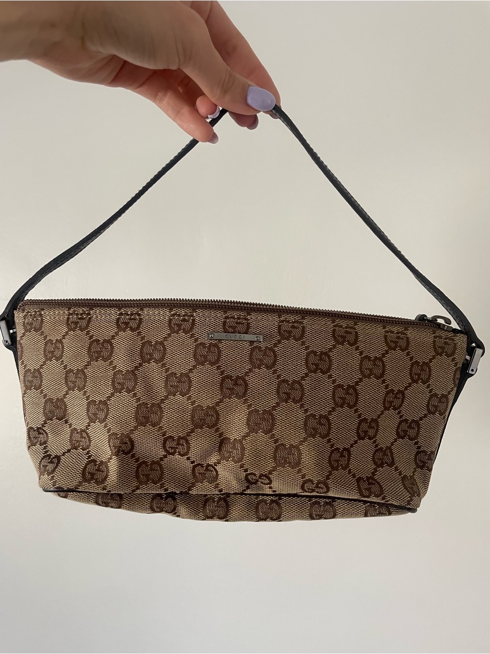 Authentic Vintage Gucci Brown GG Canvas Shoulder Bag with Brown Strap